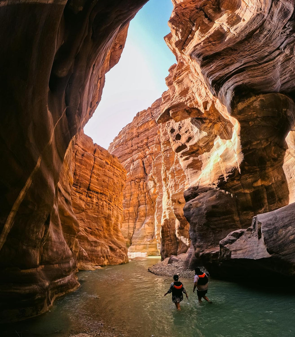 Black Waterproof Action Camera with 5.3K60 Video 27MP Photo Compatability HB-Series Lenses